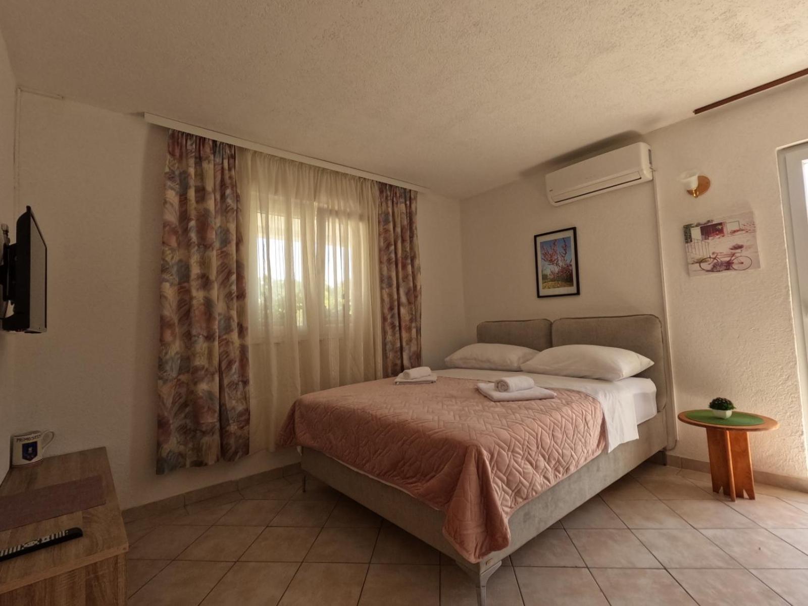 Apartmani Lena Šibenik Exterior foto